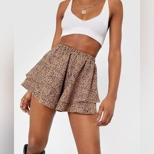 NWOT Nasty Gal Abstract Polka Dot Ruffle Tiered Shorts